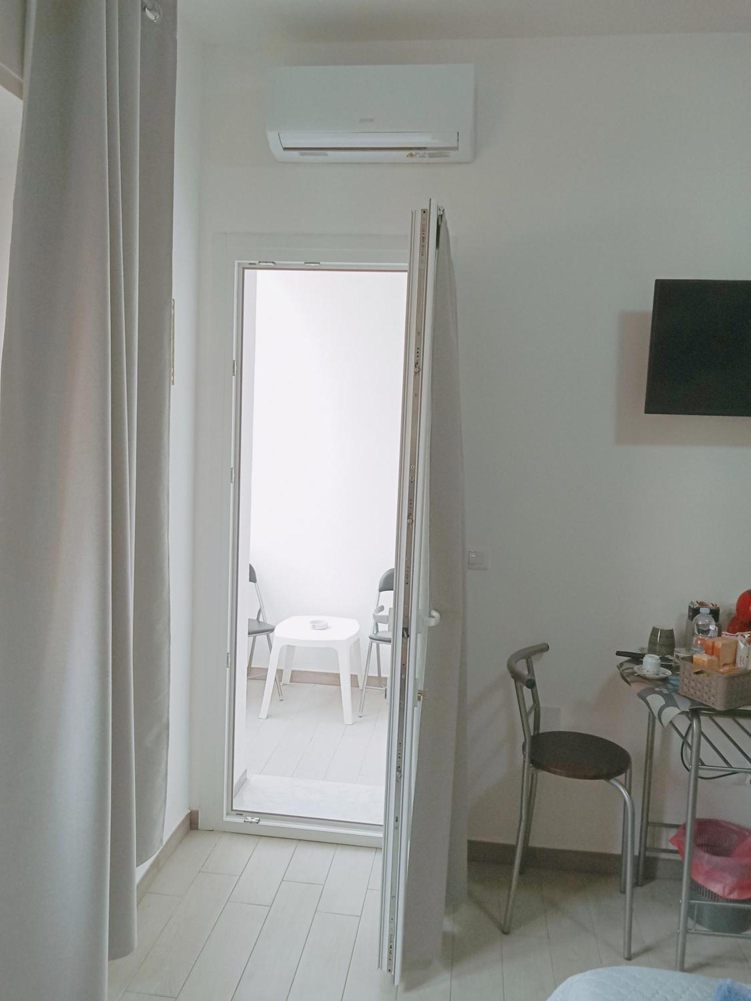Bed and Breakfast Gigi&Mary Alguer Exterior foto